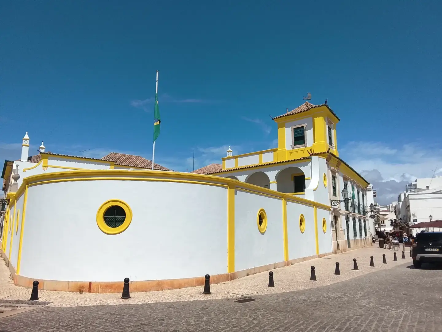 Foto de Consulado brasileiro no Faro